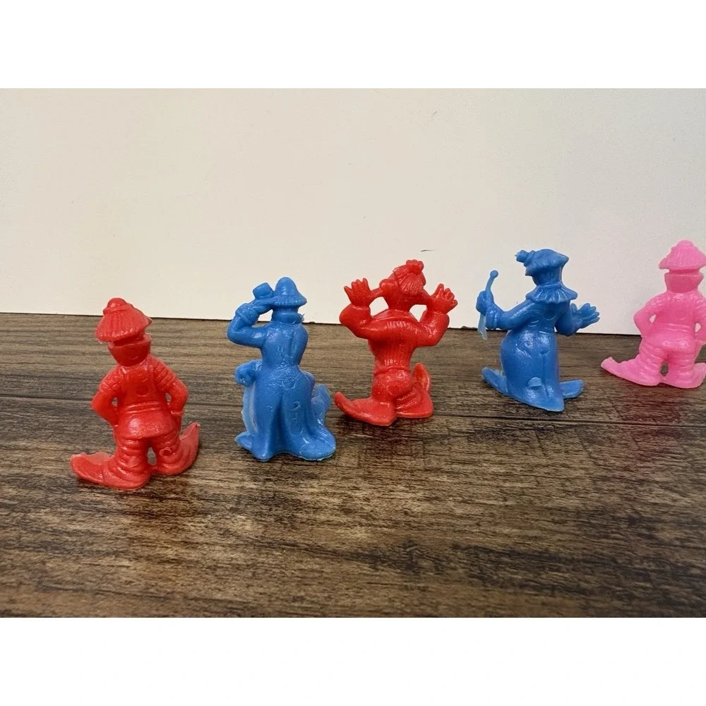 Lot of Vintage Colorful 1.5